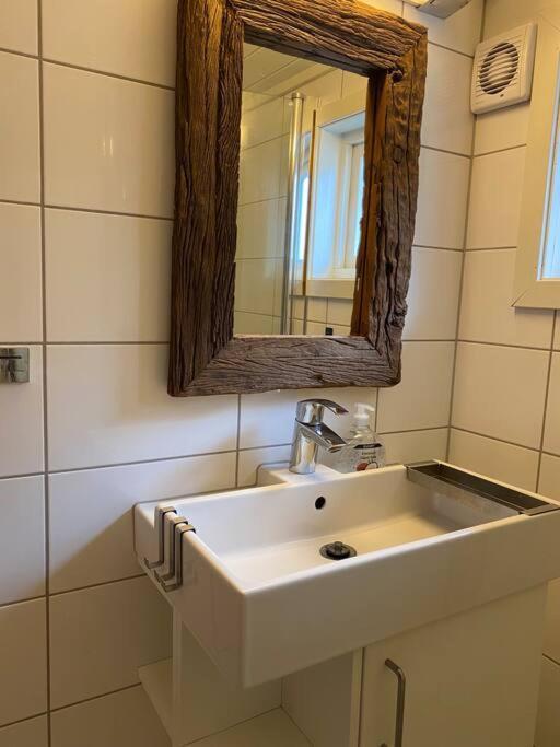 Close To Sea, Central, Rent A Boat, Mountain Hike, Wifi, Free Parking Haug Zewnętrze zdjęcie